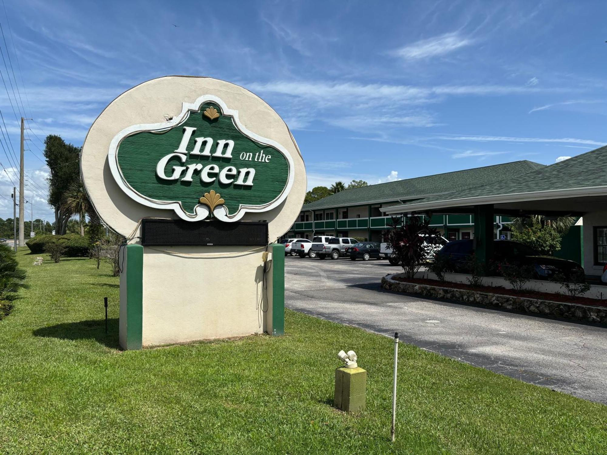 Inn On The Green Florida ทาวาเรส ภายนอก รูปภาพ