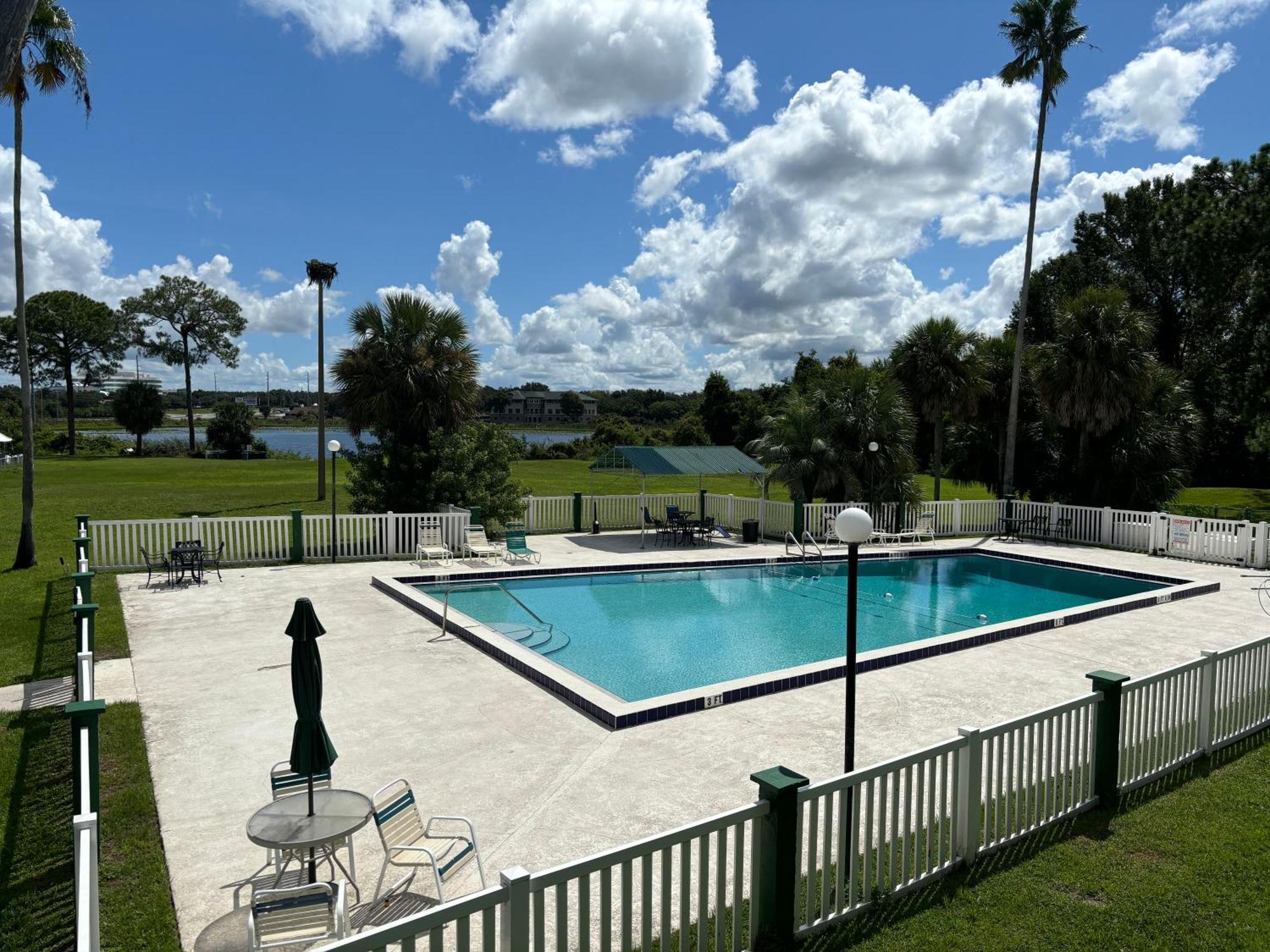 Inn On The Green Florida ทาวาเรส ภายนอก รูปภาพ