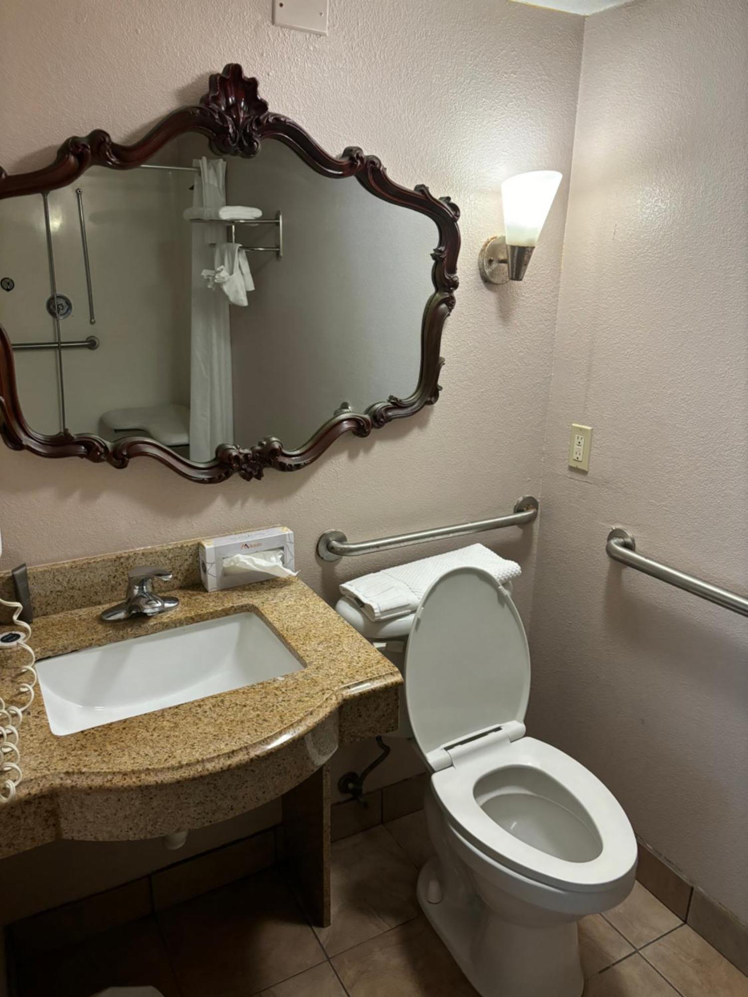 Inn On The Green Florida ทาวาเรส ภายนอก รูปภาพ