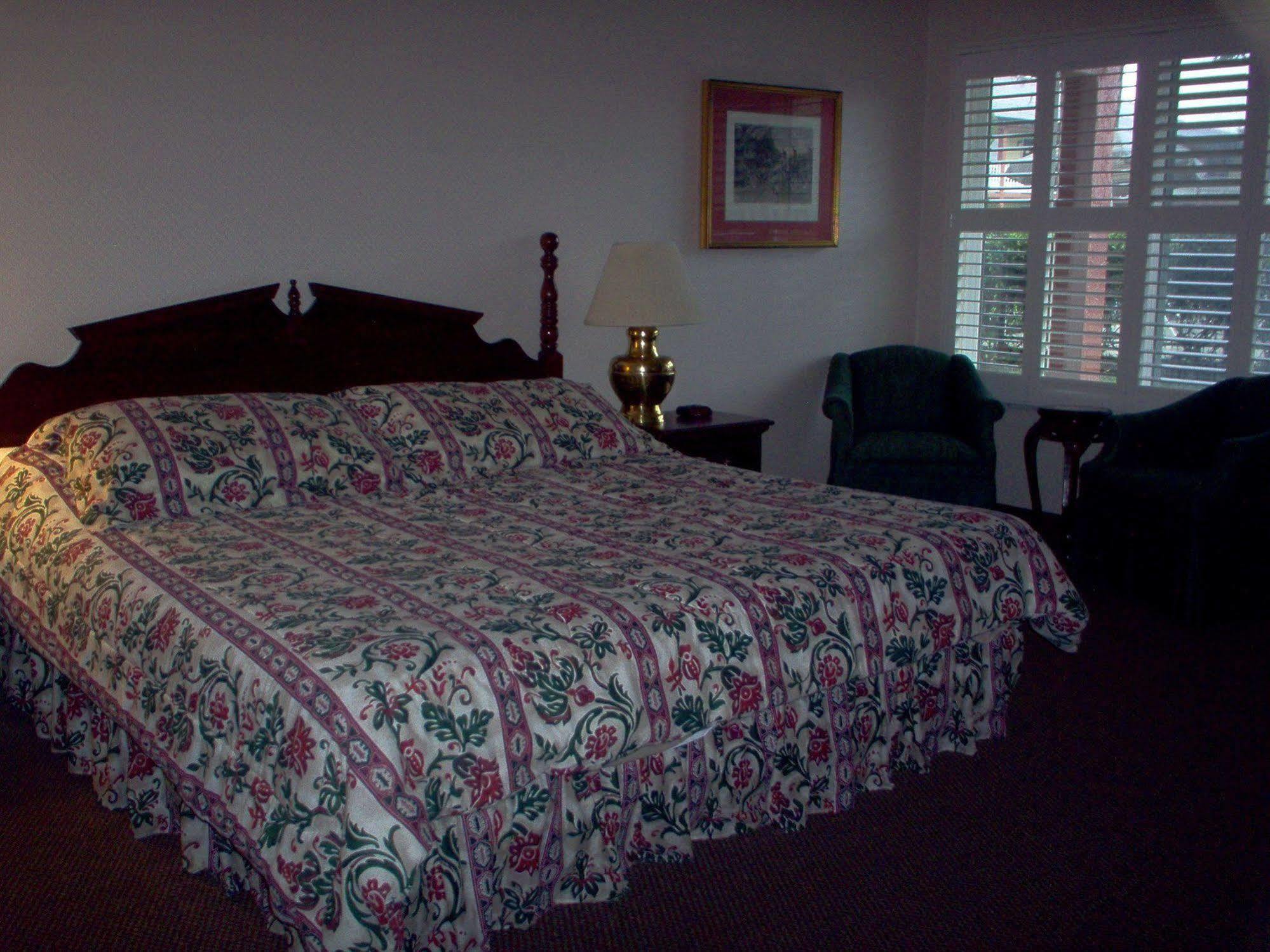 Inn On The Green Florida ทาวาเรส ภายนอก รูปภาพ